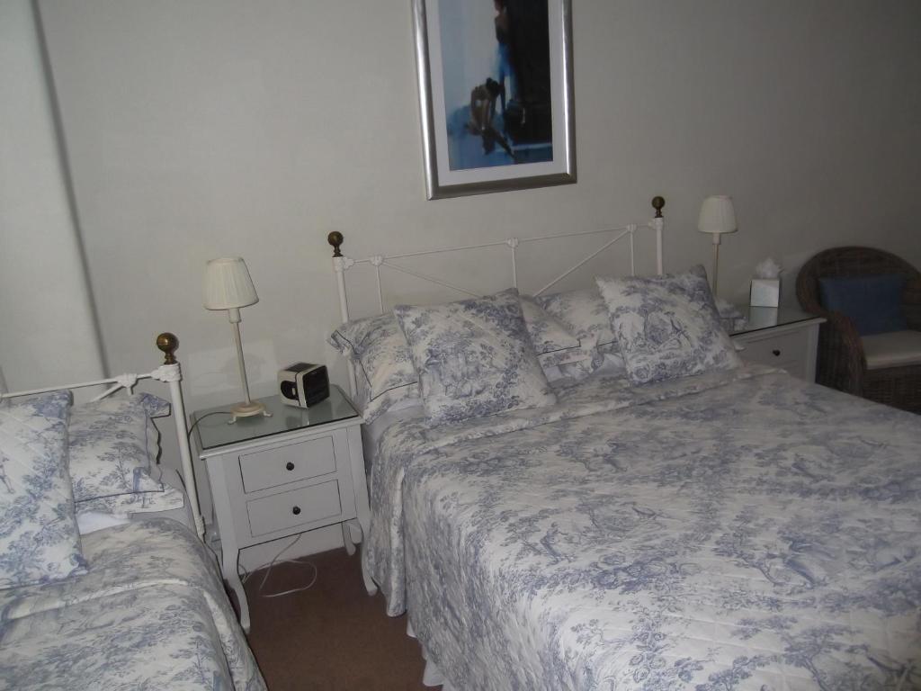 Courtland Hotel Stratford-upon-Avon Room photo